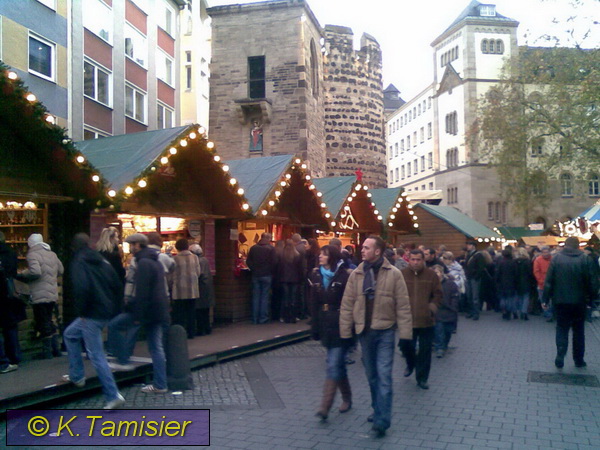 2008-11-30 16-13-14.jpg - Bonn   Weihnachtsmarkt